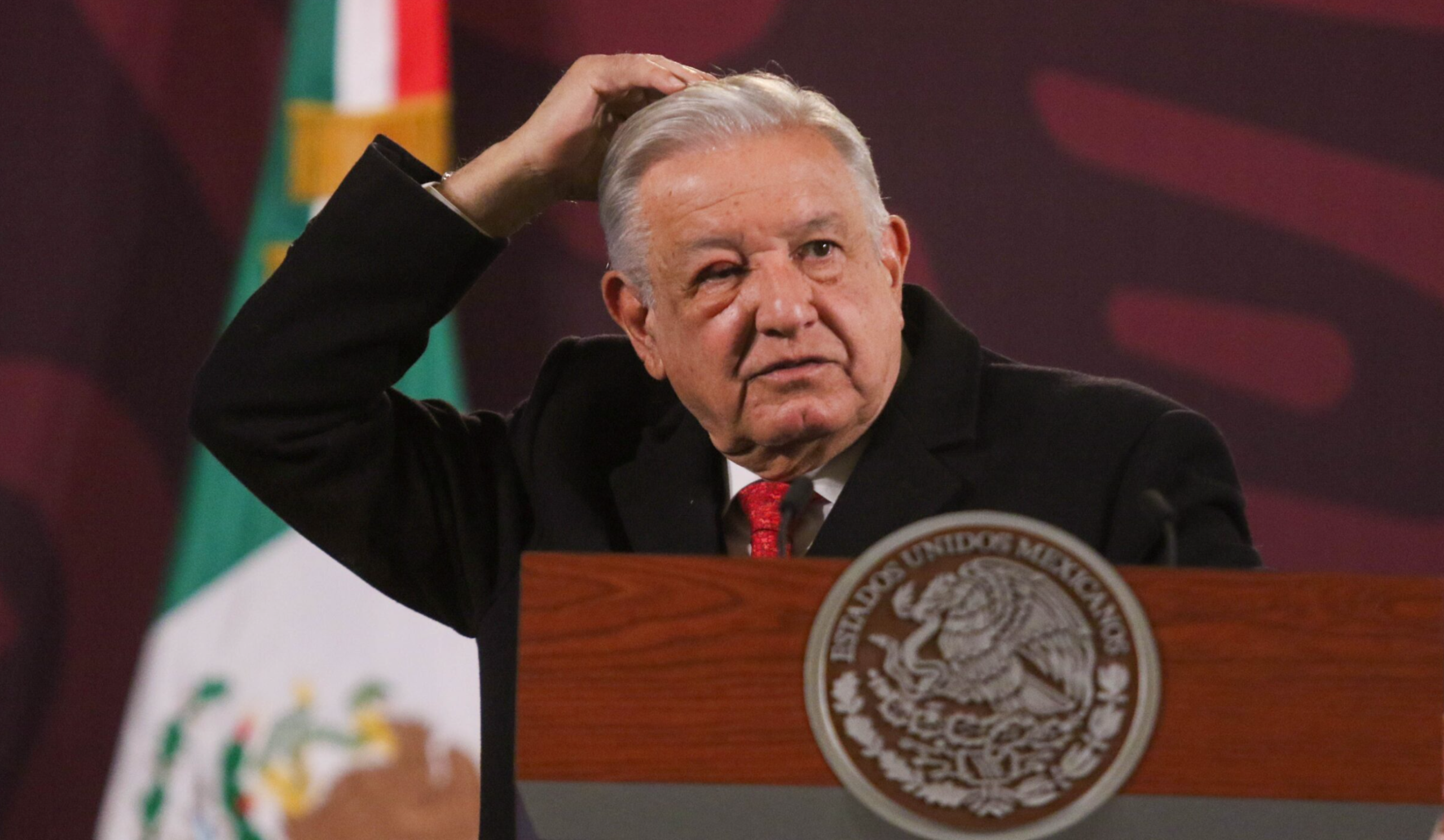 López Obrador continua con el “tutupiche” en el ojo derecho